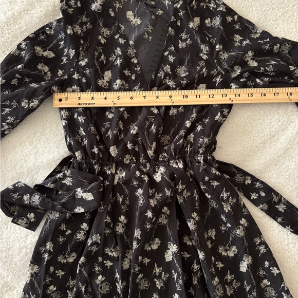 NWT Disturbia Black and White Floral Wrap Long Sleeve Dress - Picture 7 of 11